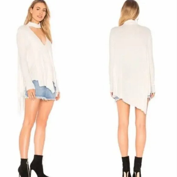 Free People Uptown Long Sleeve Cut Out Turtleneck Sweater Top in Ivory - NWT - Picture 1 of 17